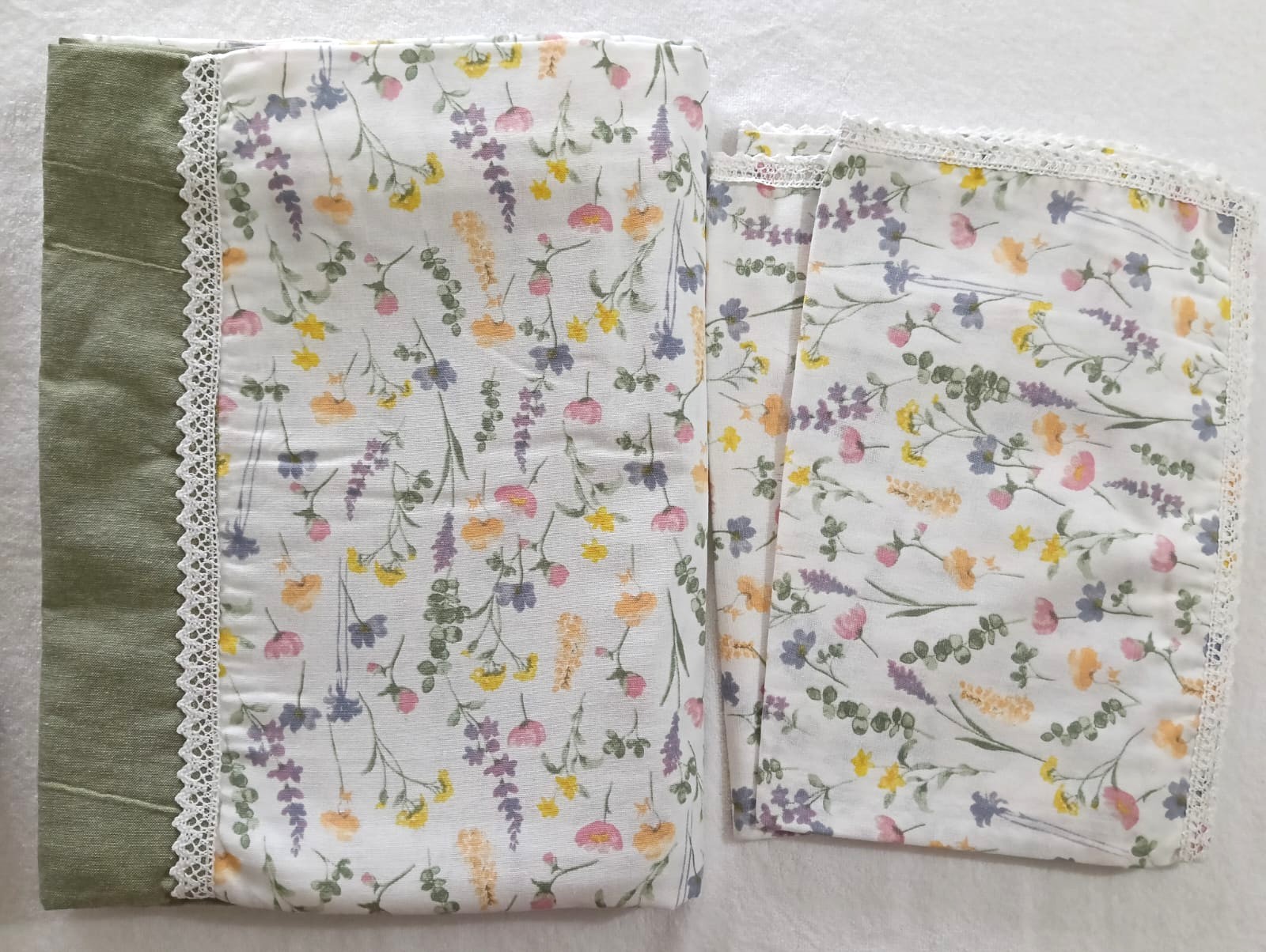 pure cotton queen size lace boarder bedsheet with 2 pillow covers pure cotton queen size lace boarder bedsheet with 2 pillow covers
